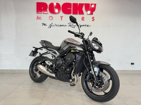 TRIUMPH STREET TRIPLE R ABS TRIUMPH STREET TRIPLE R ABS